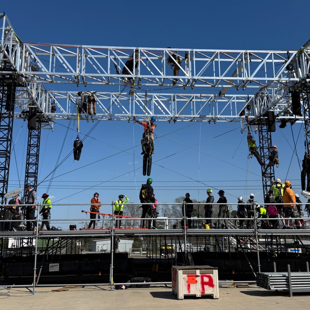In February and March of this year Rhino Staging and G2 Structures teamed up for a series of training events for G2 personnel. 
